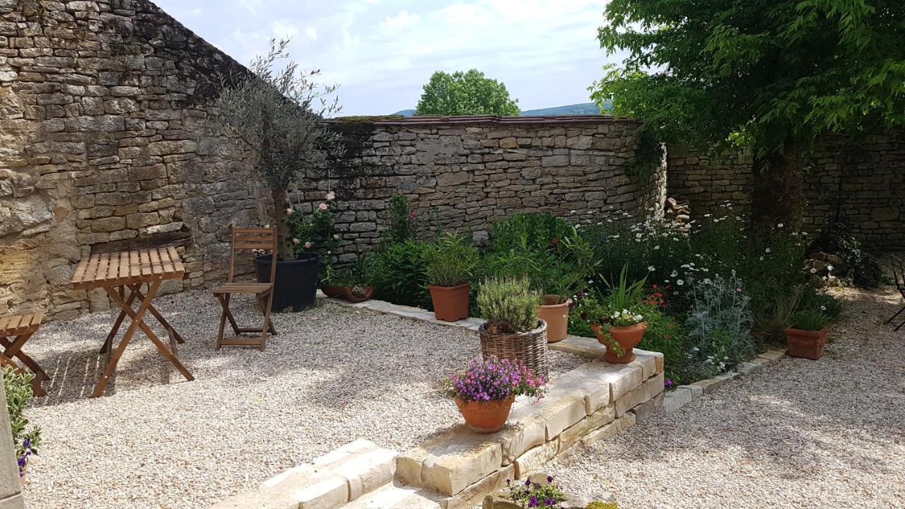 Le Clos - La Chapelle Lombard  Екстериор снимка